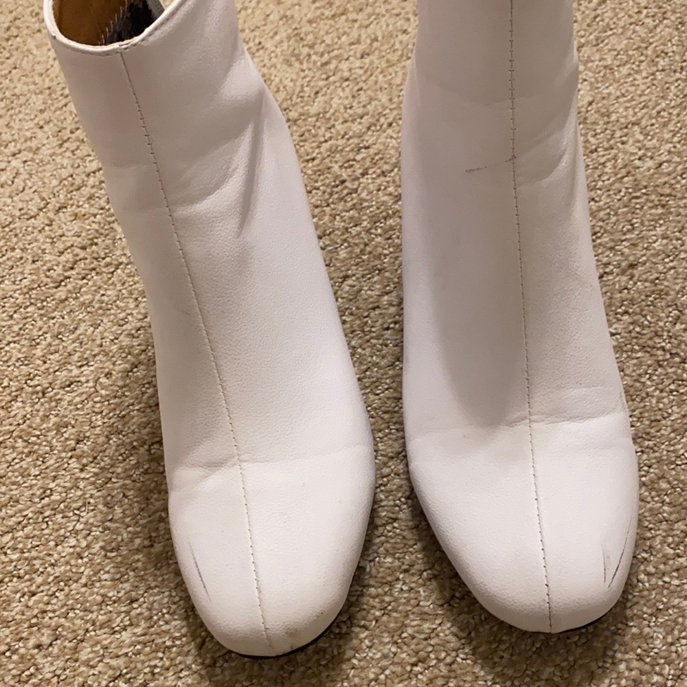 white booties size European 41